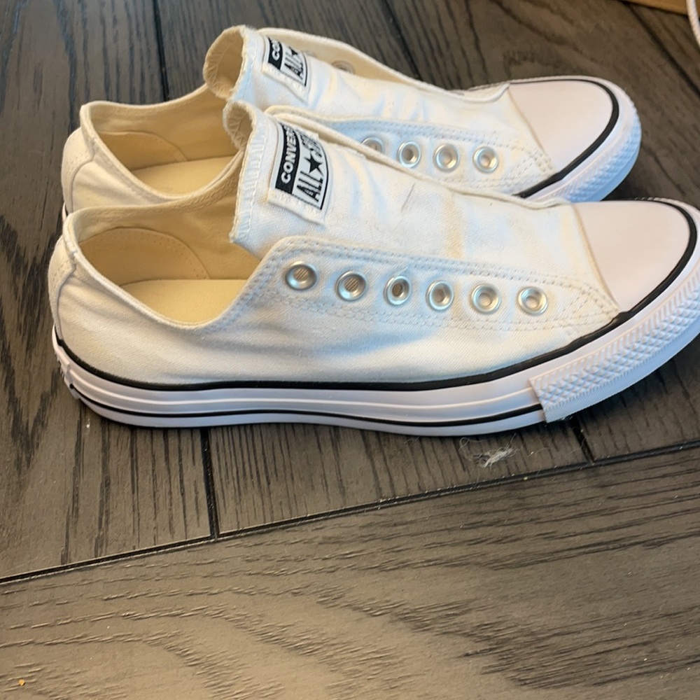 Converse - Picture 2 of 4